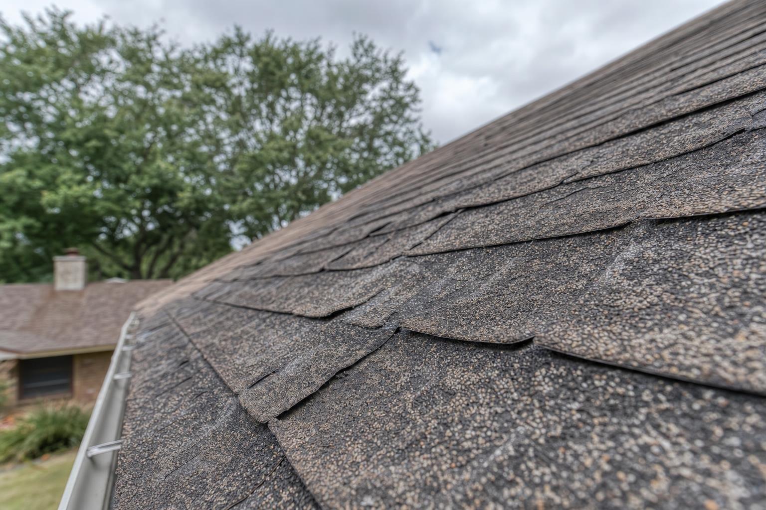 how long does a roof last on a Duncanville TX home with asphalt shingles