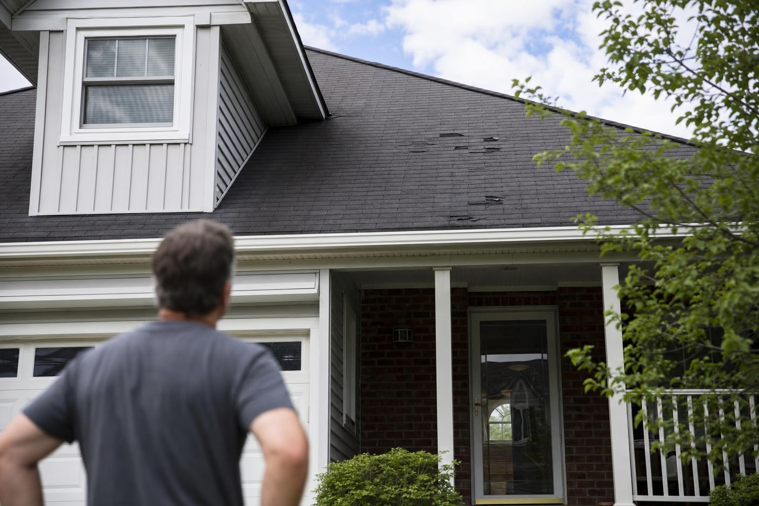 warning signs you need a new roof visible from the ground